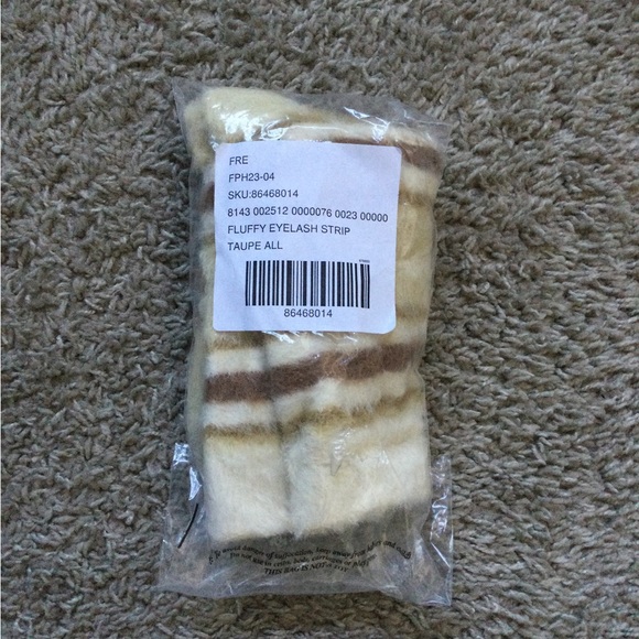 🔥🔥HOST PIC🔥🔥 Free People Fluffy Eyelash Striped Socks - Picture 3 of 11